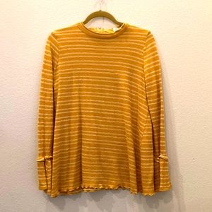 EUC Pinkblush Maternity Bell Sleeve Stripe Top Sz. Z L